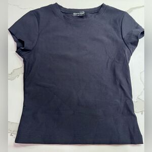 White Fox Australia performance style T-shirt size S